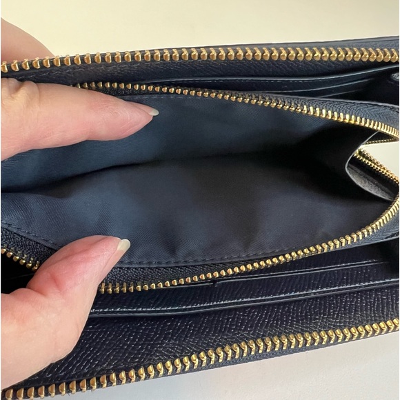 Coach Long Navy Blue Leather Zip Around Wallet w/ Wristlet strap - Picture 9 of 13